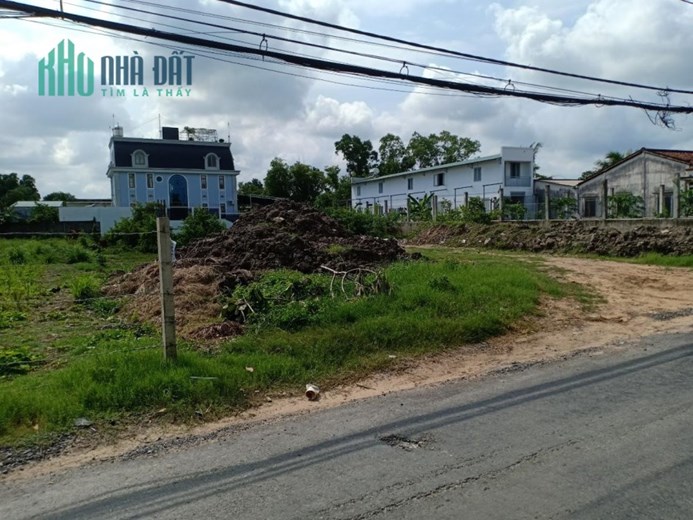 Cần bán nhanh thửa đất mặt tiền đường T12 Tân Quý Tây Bình Chánh, 1600m2, giá 38 tỷ.