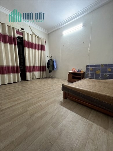 Bán Nhà Tây sơn Đống Đa 30m2 x 4 x 5  Giá 5 tỷ.
