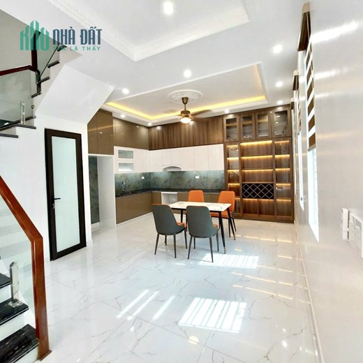 Bán nhà 4 Tầng 65 M  mặt ngõ Đằng Hải Hải An