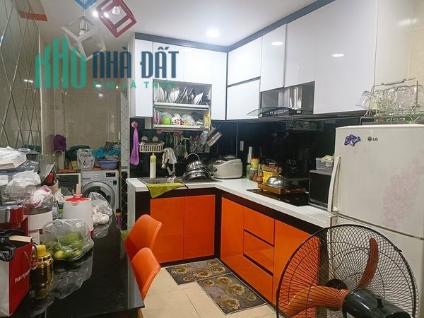 NHÀ MỚI ĐẸP LÊ VĂN SỸ 4 TẦNG- 3X 13.2- OTO ĐẬU TRƯỚC NHÀ GIÁ 9.5 TỶ