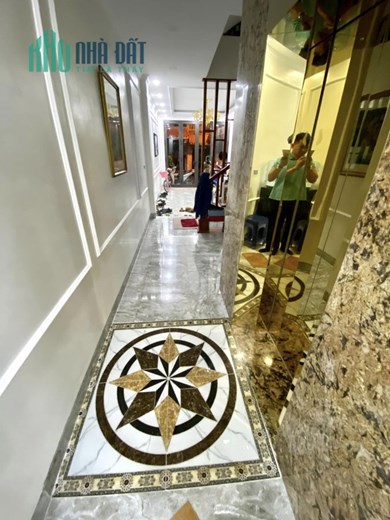 SIÊU HIẾM NGHI TÀM, GARA Ô TÔ TRÁNH, THANG MÁY NHẬP, KINH DOANH 10.4 TỶ