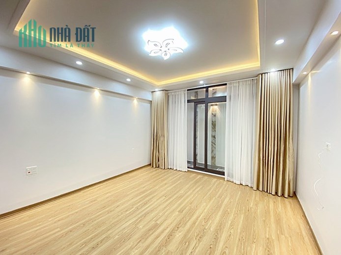 Bán nhà 4 tầng thông minh 4.0 diện tích 55m GIÁ 5.75 tỉ khu phân lô Vĩnh Niệm