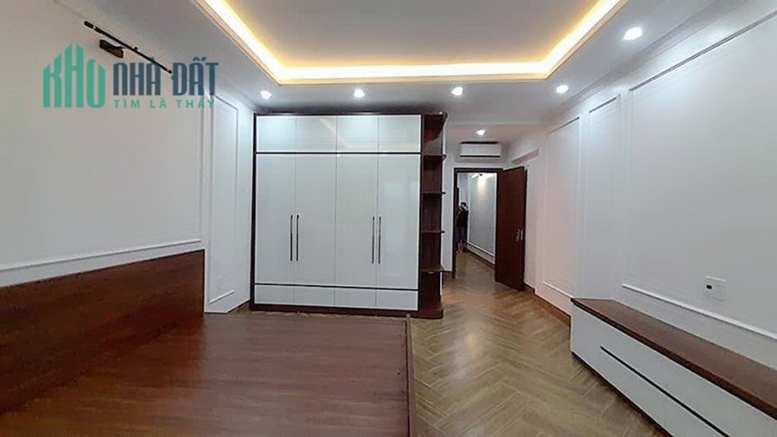 Bán nhà Văn Cao, 115m 5 tầng Thang Máy, có 7 ngủ khép kín GIÁ 8.5 tỉ