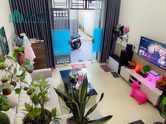 Bán nhà giá rẻ phố An Đà, diện tích 45m 3 tầng GIÁ 2.1 tỉ có sân cổng