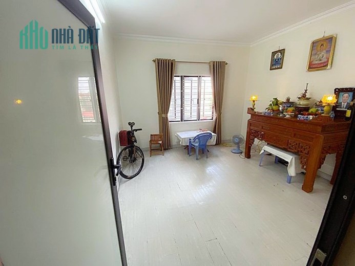 Bán nhà giá rẻ phố An Đà, diện tích 45m 3 tầng GIÁ 2.1 tỉ có sân cổng