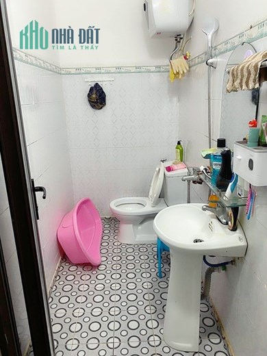 Bán nhà giá rẻ phố An Đà, diện tích 45m 3 tầng GIÁ 2.1 tỉ có sân cổng