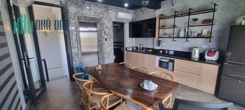 SIÊU PHẨM ÂU CƠ, Ô TÔ TRÁNH, THANG MÁY, DINH DOANH ĐỈNH 10.1 TỶ