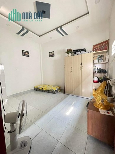 NHÀ 3 TẦNG BTCT - LÊ VĂN QUỚI - BÌNH TÂN - 4x10M - CHỈ 4 TỶ- HẺM XE HƠI