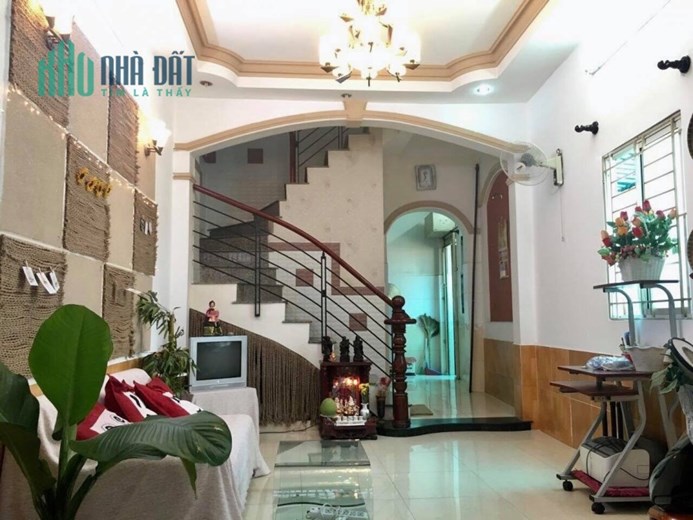 Mặt Tiền Cô Băc  P1 Phú Nhuận, 47m2 ngang 4,2m, 4 Tầng 5PN Giá 8.8 Tỷ