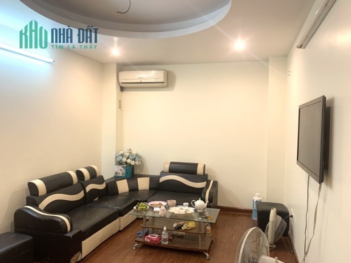 NHÀ MẶT PHỐ TẠI PHÚ DIỄN 40M2; 5 TẦNG GIÁ 8,45 TỶ.