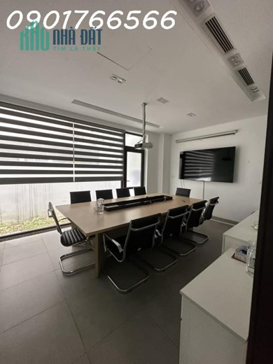 Biệt Thự Siêu Vip,  Imperia Garden 143 Nguyễn Tuân 165m x 5T, Mt 9m, Giá hơn 44 tỷ.
