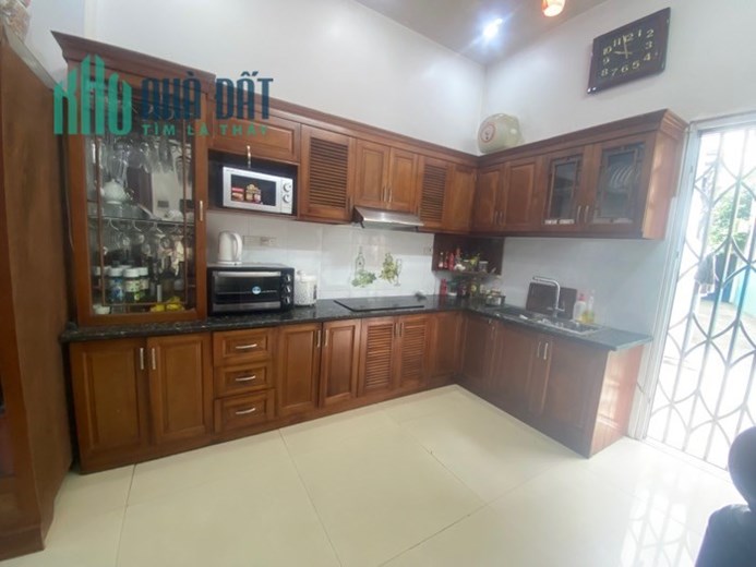 Bán nhà Ngọc Thụy, ô tô, full nội thất, 68 m2, 5 tầng, giá chỉ 6,9 tỷ.