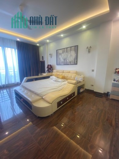 Bán nhà Ngọc Thụy, ô tô, full nội thất, 68 m2, 5 tầng, giá chỉ 6,9 tỷ.