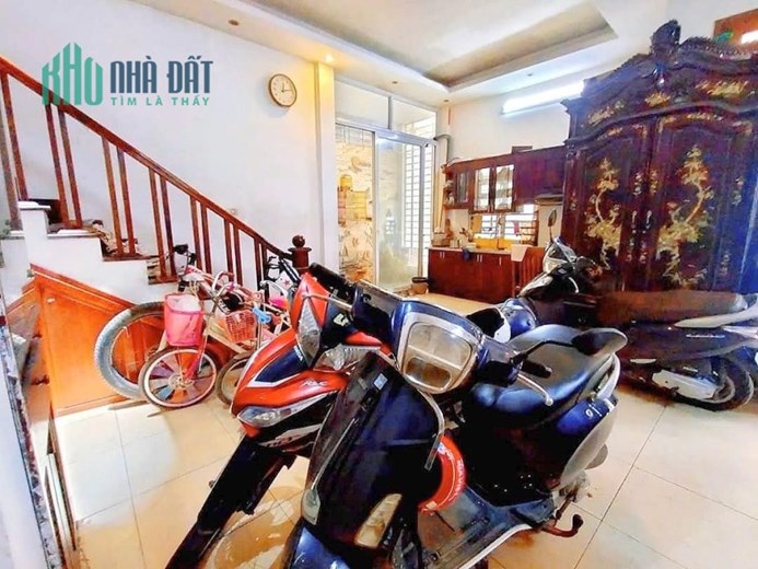 TIN ĐƯỢC KHÔNG ! P XUÂN LA, TÂY HỒ,5 TẦNG, 63M2, Ô TÔ GẦN, 5 NGỦ, HÀNG XÓM LOTTE, CHỈ NHỈNH 8 TỶ