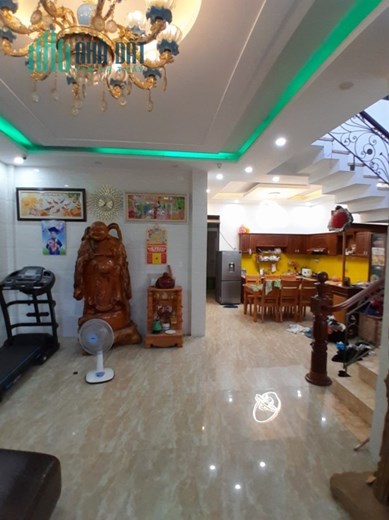 CĂN VI LA 2 TẦNG, 2 MÊ, SÂN ĐỂ Ô TÔ, ĐI BỘ RA CHỢ HÒA KHÁNH, DIỆN TÍCH 123M2, CHỈ 3,2x TỶ.