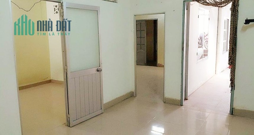 Bán Nhà ngang 7 dài 16 ngay phường Tân Thới Hiệp Q12 chỉ 2 Tỷ 8Hẻm 3M cách 50M ra Quốc Lộ 1a