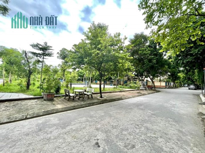 Nhà liền kề Hàng Bè, Đìa Lão, Mậu Lương view công viên, vườn hoa 55m2 chỉ 7.68 tỷ. LH 0989.62.6116