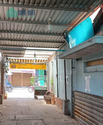 NHÀ TÊN LỬA, Mua 1 được 2,  47m2 = 4.2 x10.5m, Gía quá RẺ, CHỈ HƠN 4 XÍU.
