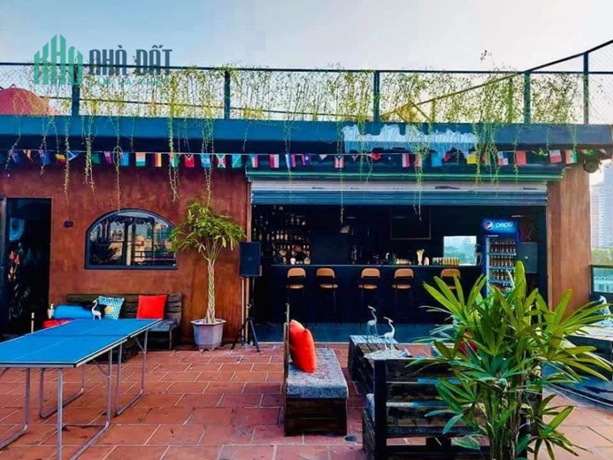 Cho thuê sân thượng kinh doanh cafe rooftop tại Nguyễn Phúc Lai , DTSD 150m2 , giá 15tr