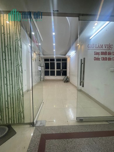 Cho thuê nhà mặt phố Vọng , 45m2 x 5 tầng, MT 4m, giá 18tr
