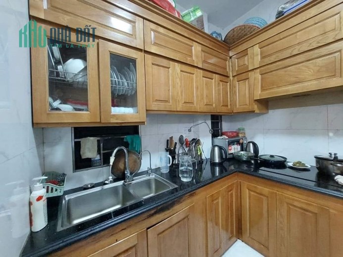 bán nhà định công- hoàng mai  - ô tô dỗ cách nhà 15m - nhà mới về ở ngay - gần hồ