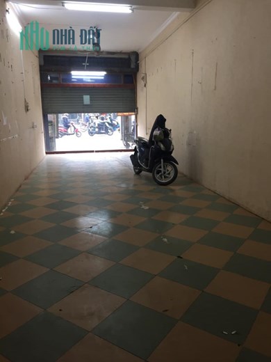 Cho thuê nhà mặt phố Giải Phóng ,50m2 x 3 tầng , MT 4,5m ,giá 20tr