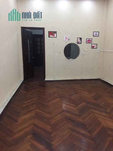 Cho thuê nhà mặt phố Giải Phóng ,50m2 x 3 tầng , MT 4,5m ,giá 20tr
