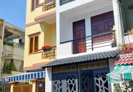 Bán nhà mặt tiền đường số 6 khu Thăng Long