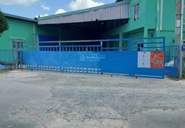Chính chủ cho thuê nhà xưởng rộng 1.200m2, xe con container vào tận xưởng.