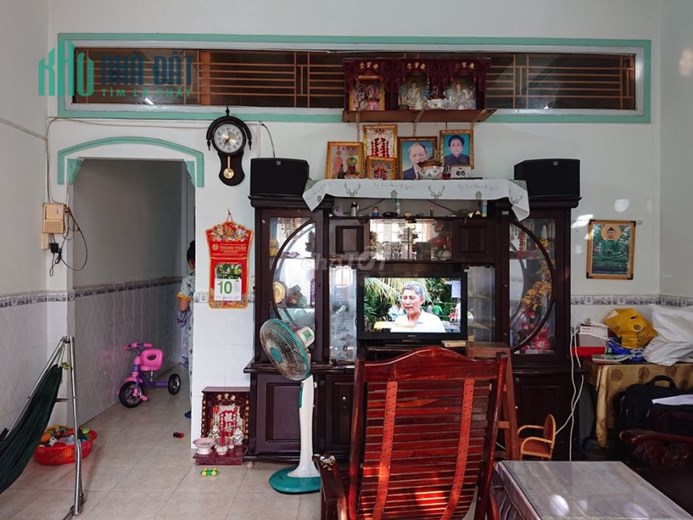 Cần Bán Nhà Tặng Nội Thất Vị Trí Đẹp.