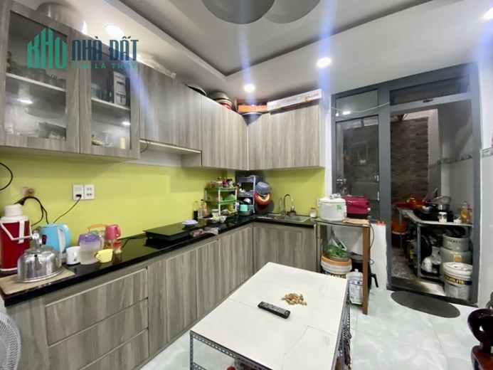 Bán nhà HẺM XE HƠI 6M THÔNG, Đường Khuông Việt, Quận Tân Phú, 62m2(3.2x19.5), 2 TẦNG