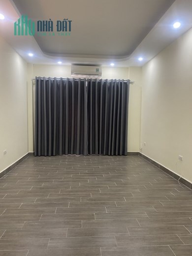 BÁN NHÀ LÔ GÓC Ô TÔ ĐỖ CỬA ĐƯỜNG LIÊN MẠC BẮC TỪ LIÊM 30M2, 4 TẦNG, 1 TUM HƠN 2 TỶ