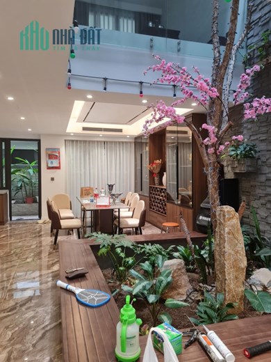 Bán nhà mặt ngõ 250 Khương Trung, vỉa hè, ô tô tránh,  ở vip, Kd đỉnh, 105m, 15 tỷ