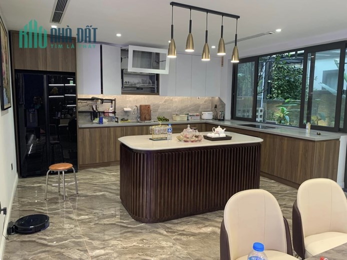 Bán nhà mặt ngõ 250 Khương Trung, vỉa hè, ô tô tránh,  ở vip, Kd đỉnh, 105m, 15 tỷ