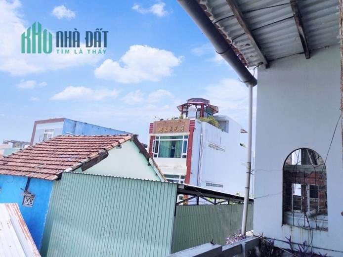 Nhà Hoàng Diệu gần Chợ Mới 40m2 2 tầng, 2.1 tỷTL