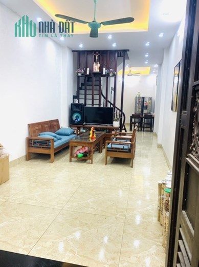Bán nhà Ngọc Trì ,Long Biên 4 tầng ,44m2 nhà đẹp giá tốt nhỉnh 3 tỷ
