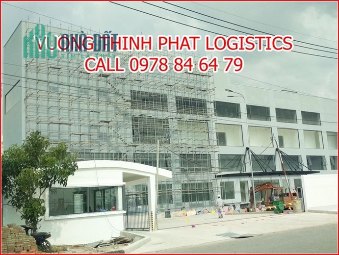 Cho thuê gấp kho xưởng mặt tiền Nguyễn Văn Quá gần Quang Trung, Quận 12, DT 3.100m2, giá tốt Q.12