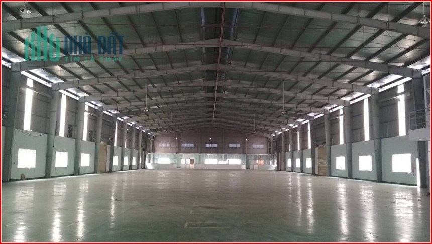 Cho thuê gấp kho xưởng mặt tiền Nguyễn Văn Quá gần Quang Trung, Quận 12, DT 3.100m2, giá tốt Q.12