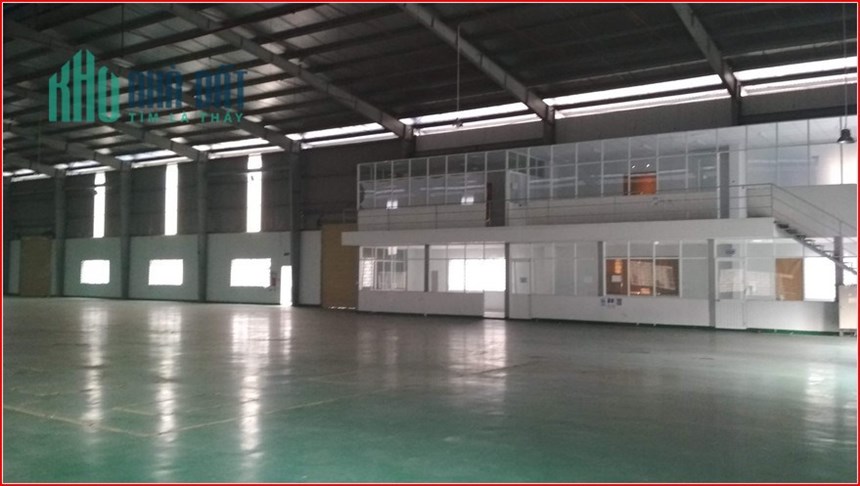 Cho thuê gấp kho xưởng mặt tiền Nguyễn Văn Quá gần Quang Trung, Quận 12, DT 3.100m2, giá tốt Q.12