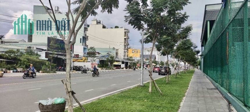 Mặt Tiền Kinh Doanh Bờ Bao Tân Thắng Phường Sơn Kỳ Quận Tân Phú.