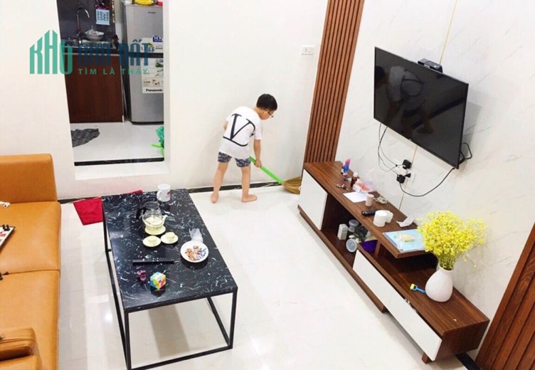 💥Bán căn hộ Tập thể 2 tầng Nghĩa Tân, Cầu Giấy 50m2, 2 ngủ, Ô tô đỗ dưới, 2.1 tỷ💥
