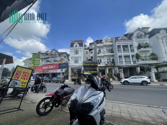 Cho thuê nhà nguyên căn mặt tiền Yersin Đà Lạt cách hồ Xuân Hương chỉ 500m