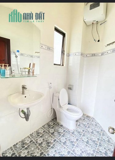 Cần bán khách sạn 2 mặt tiền KQH Bà Triệu Phường 4 Đà Lạt