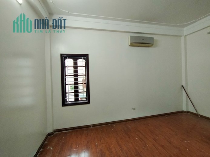 Bán nhà Cát Linh 50m2 x 4 tầng, ngõ nông gần phố, không quy hoạch, 4.5 tỷ