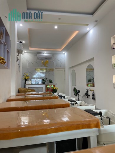 Bao rẻ nhất TT. 2 mặt thoáng. Dòng Tiền 500 Tr. 5 Tầng. Mặt bằng rộng. Thang máy. Vị trí kim cương