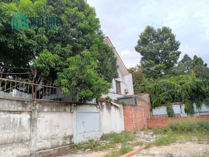 Giảm mạnh: Thửa đất HXH đường Linh Trung, Thủ Đức, 85m2 giá chỉ còn 4.9 tỷ.