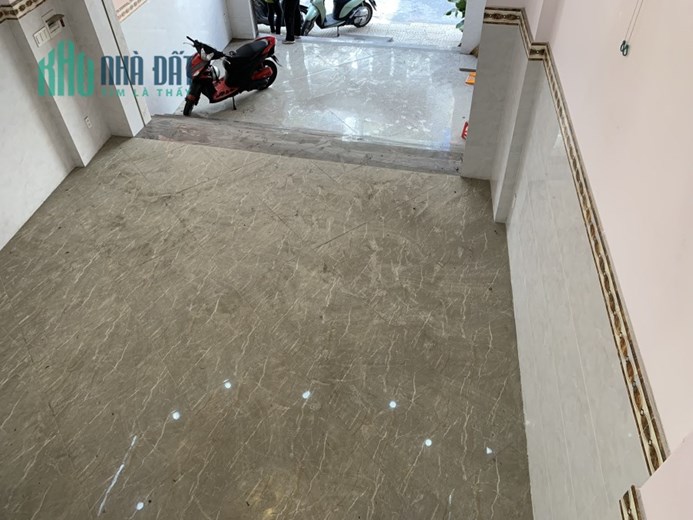 Hiếm + Ngộp Bank, Mặt tiền Nguyễn Văn Trỗi, ngay UBND Phú Nhuận, 5.4x9m, 4T, 13.5 tỷ