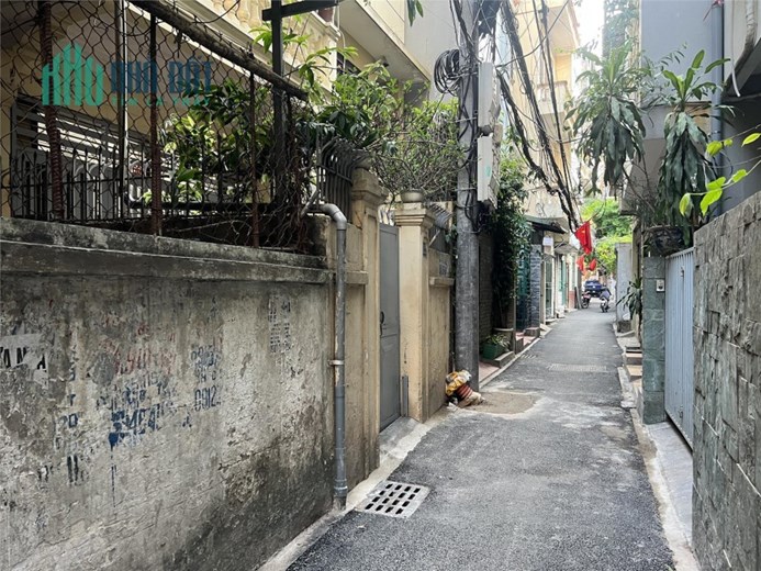 Ngõ 29 Võng Thị, Tây Hồ. 33 m2, 5 tầng, vài bước ra hồ Tây, nhỉnh 4 tỉ