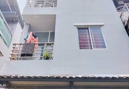 Bán nhà Đinh Tiên Hoàng P3, Bình Thạnh Chỉ 5 Tỷ 36m2 3 tầng Xe hơi vô nhà Ngang hơn 4m Vừa ở vùa