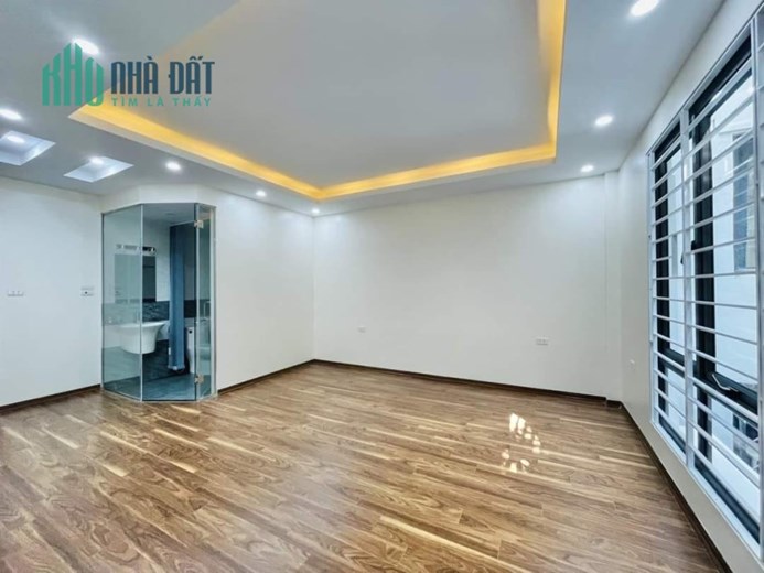 Bán nhà phố Tô Vĩnh Diện, 5m ô tô, nhà mới kính coong, 50m, 6T, Thang máy, 7.3 tỷ